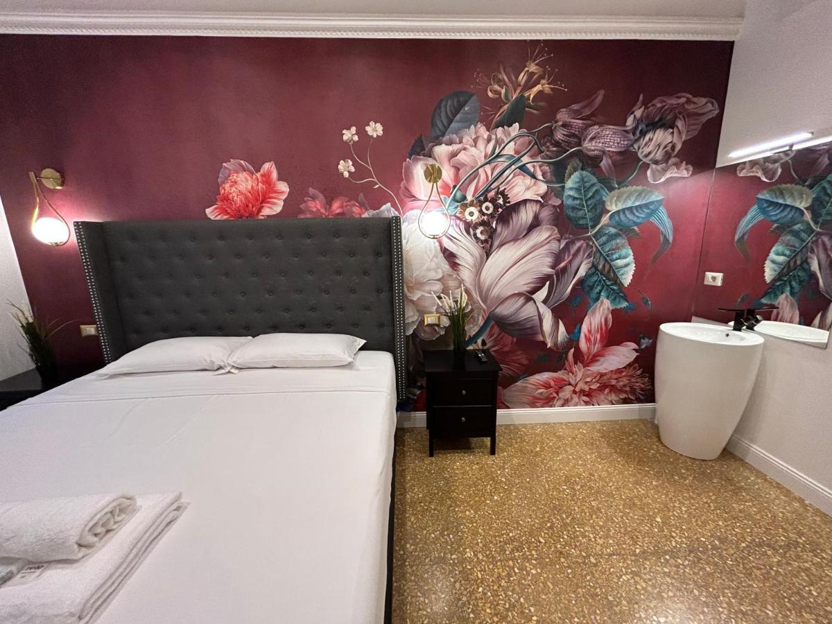 Raffaello'S Place روما المظهر الخارجي الصورة